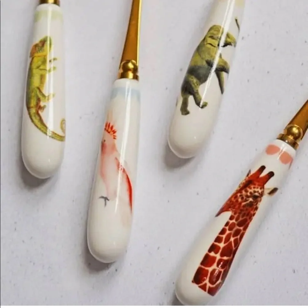 Yvonne Ellen -SET OF 4 ANIMAL CAKE FORKS